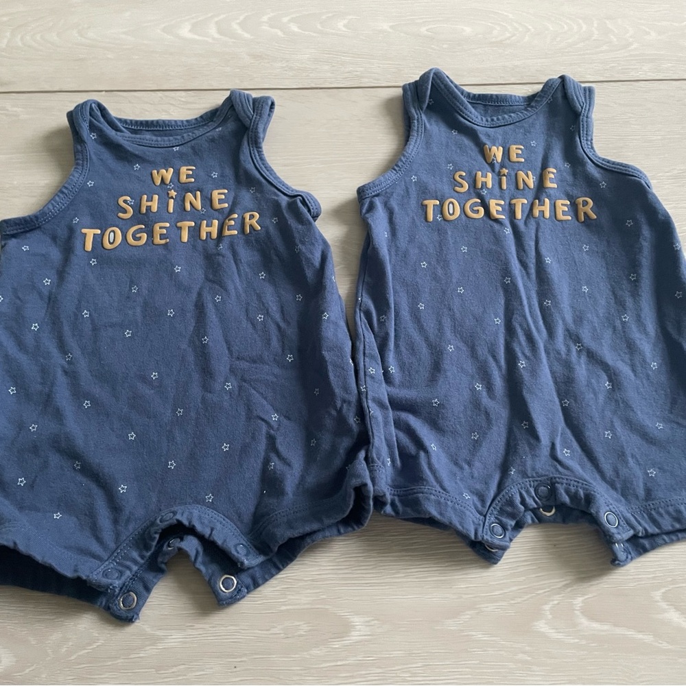 Carters newborn romper set